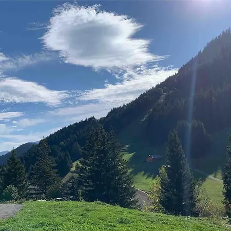 A La Montagne * Le Biot